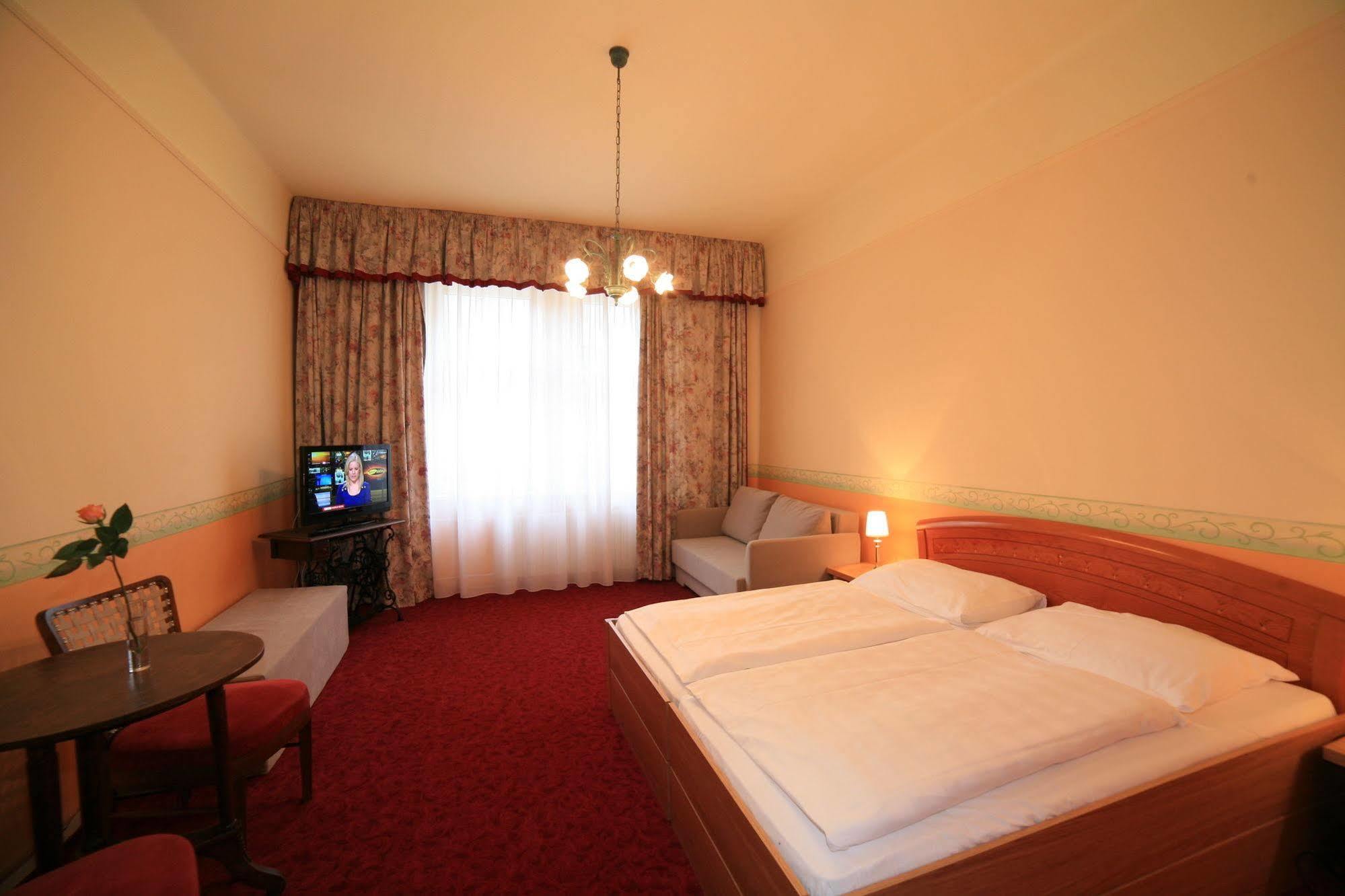 Hotel Kavalir Karlsbad Eksteriør billede